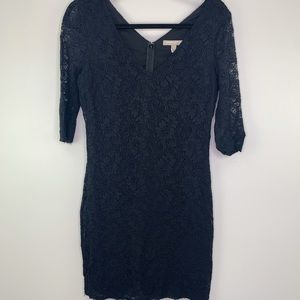 Lace quarter sleeve dress